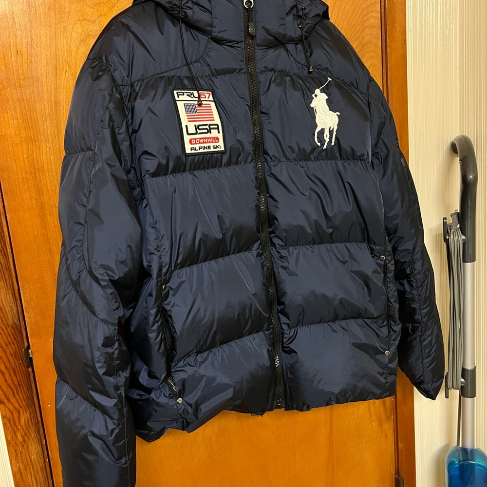 Ralph Lauren Puffer Coat. Like new. Pics say it all.